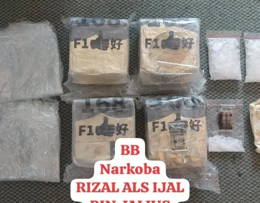 Pasutri Pengendali Peredaran Narkoba di Pekanbaru Dibekuk, 4,2 Kg Sabu dan Ratusan Ekstasi Disita