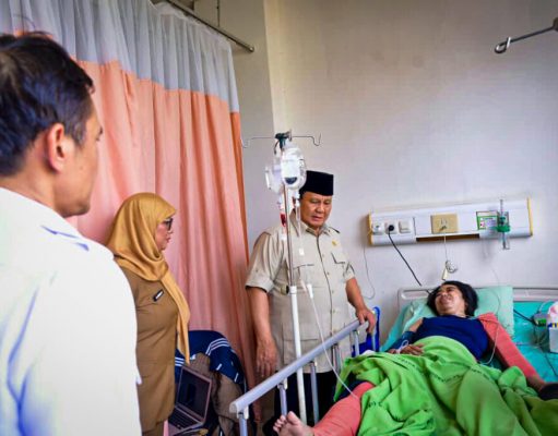 Pagi-Pagi Presiden Prabowo Jenguk Korban Tabrakan KA di RSUD Bekasi