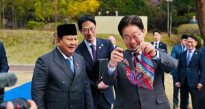 Diplomasi “Anabul” Presiden Prabowo di Republik Korea, Kejutan Hangat yang Curi Perhatian Presiden Lee