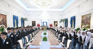 Presiden Buka Istana Kepresidenan untuk Generasi Muda, Melalui Istana untuk Anak Sekolah