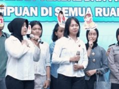 Sepolwan Polri Edukasi Self Defence kepada Masyarakat di CFD Bundaran HI
