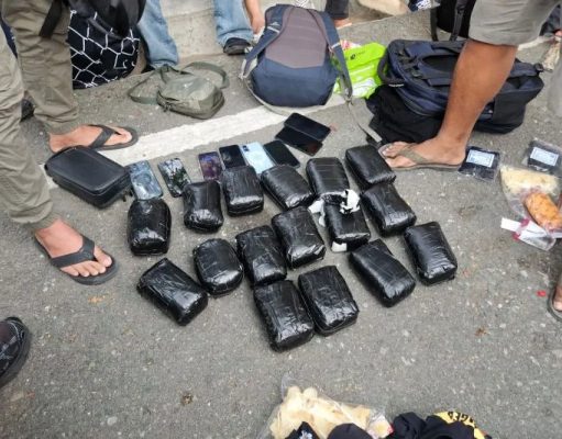 6 Terduga Kurir Narkotika di Bandara Mutiara Diamankan Polda Sulteng