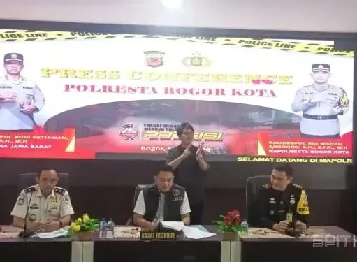 Gunakan Topeng Lionel Messi saat Beraksi Empat WNA Terlibat Sindikat Pencurian di Bogor Ditangkap