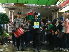 Gugur Dalam Tugas, Kapolda Hadiri Upacara Pemakaman Bripka Anumerta Arya Supena