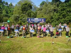 Polda Jabar Bersihkan Gunung Gede, Lima Ton Sampah Diangkut dan Elang Dilepasliarkan