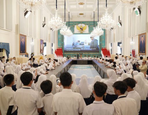 Ratusan Pelajar dan Mahasiswa Antusias Ikuti “Istana untuk Anak Sekolah”, Belajar Langsung di Jantung Pemerintahan