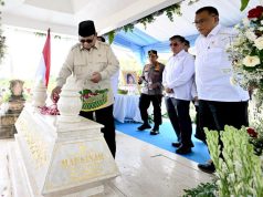 Presiden Prabowo Berziarah ke Makam Marsinah