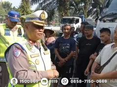 Korlantas Edukasi Sopir Truk untuk Hindari Berhenti di Bahu Jalan Tol