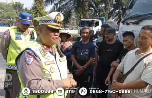 Korlantas Edukasi Sopir Truk untuk Hindari Berhenti di Bahu Jalan Tol