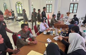 Sambut HUT Bhayangkara ke-80, Personel Damai Cartenz Partisipasi Giat Donor Darah di Polres Nabire
