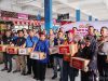 Mabes Polri Berikan Bantuan Sembako pada Pekerja dan Pedagang di Terminal Kampung Rambutan
