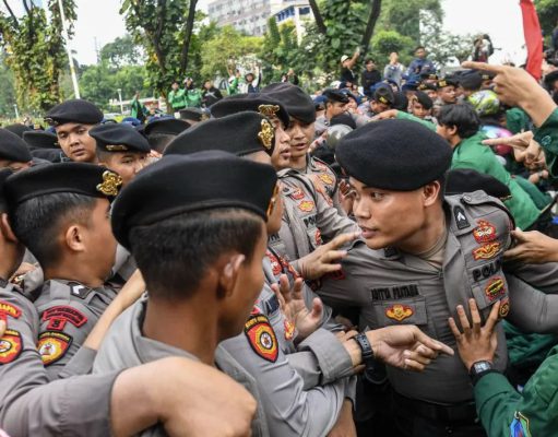 Pengamat Nilai Polri Makin Humanis Tangani Aksi Unjuk Rasa