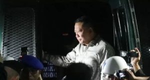 Mantan Jampidsus Febrie Ditahan Tanpa Pakai Rompi Kuning