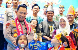 Kapolri Beri Ruang Anak untuk Berkarya Dari Dongeng hingga Cita-Cita