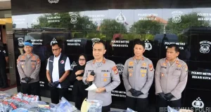 Polres Metro Bekasi Kota Ungkap 99 Kasus Narkotika, 35.117 Obat Keras Disita