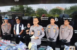 Polres Metro Bekasi Kota Ungkap 99 Kasus Narkotika, 35.117 Obat Keras Disita