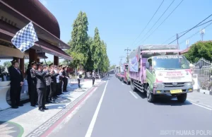 Puluhan Truk Bantuan Polri Bergerak Menuju Korban Gempa Flores