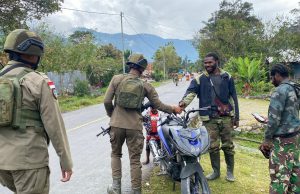 Satgas Kepolisian Ops Damai Cartenz Hadir Jaga Keamanan di Muara