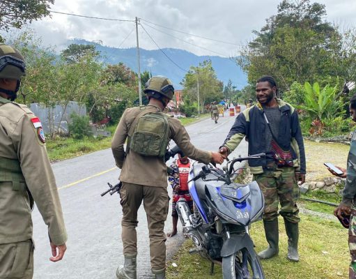 Satgas Kepolisian Ops Damai Cartenz Hadir Jaga Keamanan di Muara