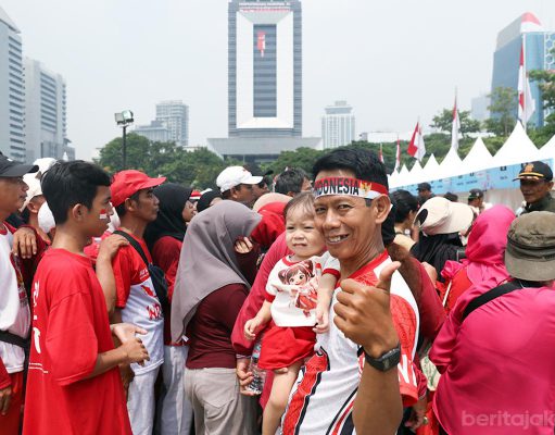 Ribuan Warga Nikmati Kemeriahan HUT Kemerdekaan RI di Kawasan Monas