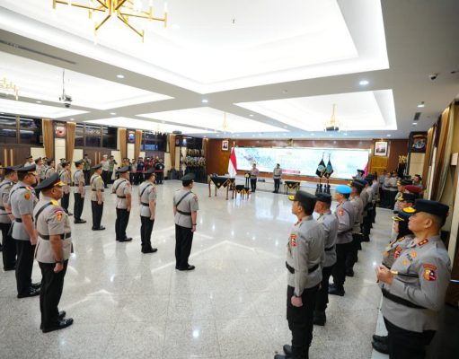 Upacara Serah Terima Jabatan Sejumlah Pejabat Polri Dipimpin oleh Kapolri