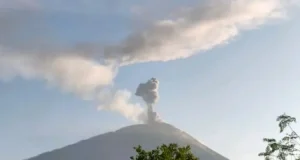 Gunung Ili Lewotolok di NTT Kembali Erupsi, Polisi Tingkatkan Kesiapsiagaan