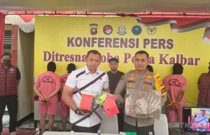 Polda Kalbar Sita Hampir 2 Kg Sabu dan Rp693,2 Juta dari Dua Kasus Narkotika