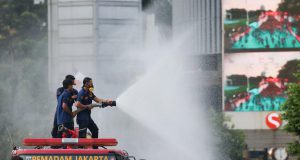 Operasi Water Mist Digelar hingga Selasa Tangani Dampak Abu Vulkanik