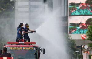Operasi Water Mist Digelar hingga Selasa Tangani Dampak Abu Vulkanik