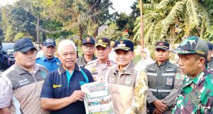 Pelaku Pembakar Sampah di Duren Sawit akan Ditindak Tegas