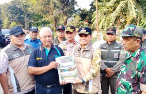 Pelaku Pembakar Sampah di Duren Sawit akan Ditindak Tegas