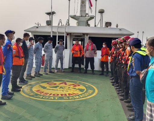 Polri Perluas Pencarian pada Hari Ketiga 8 Orang Hilang di Selat Sunda