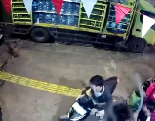 Polisi Kejar Begal yang Terekam CCTV di Jaksel