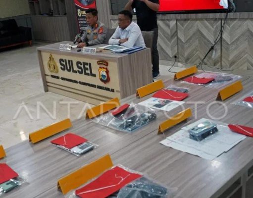 Polda Sulsel Bongkar 11 Modus Penipuan Online, 22 Orang Jadi Tersangka