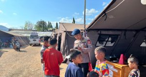 Korps Brimob Polri Sediakan Wi-Fi Gratis di Posko Pengungsian Manggarai-NTT