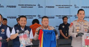 Polresta Jakbar Ungkap Aksi Satu Keluarga Bobol ATM Minimarket di Jakarta Barat