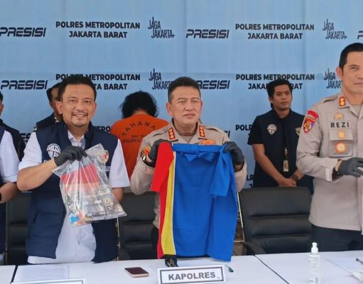 Polresta Jakbar Ungkap Aksi Satu Keluarga Bobol ATM Minimarket di Jakarta Barat