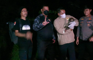 Induk dan Anak Orang Utan Terdampak Karhutla di Kalimantan Tengah Diselamatkan Polisi