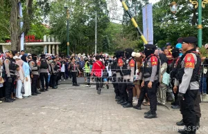 Antusiasme Warga Meriahkan Parade Rider MotoGP Mandalika, Polda NTB Perkuat Pengamanan