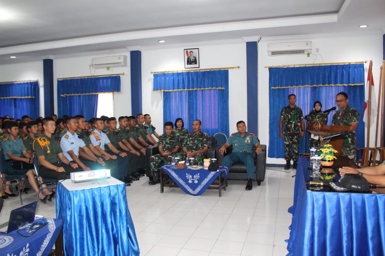 211019 Lanal Yogyakarta Terima Kunjungan 185 Siswa Dikmapa PK -4