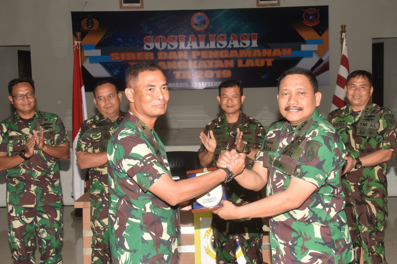 230919 Komandan Lantamal V Buka Sosialisasi Siber -2