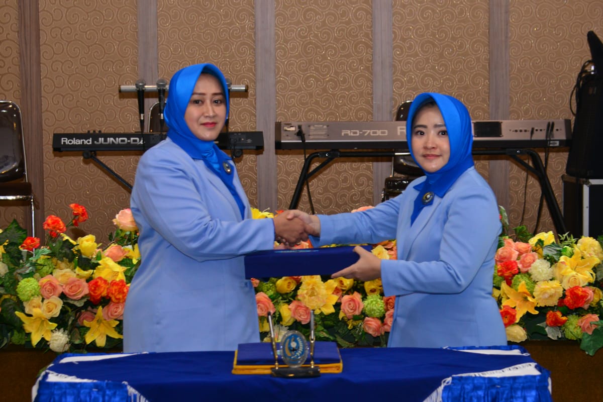 250919 Ketua Korcab V DJA II Ny. Yoelinana Tedjo Sukmono Pimpin Acara Serah Terima -4