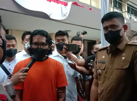 2f22973311cde58c1cfb6acb804592c5d696f045cb54a95acca947b5be7ee789.0