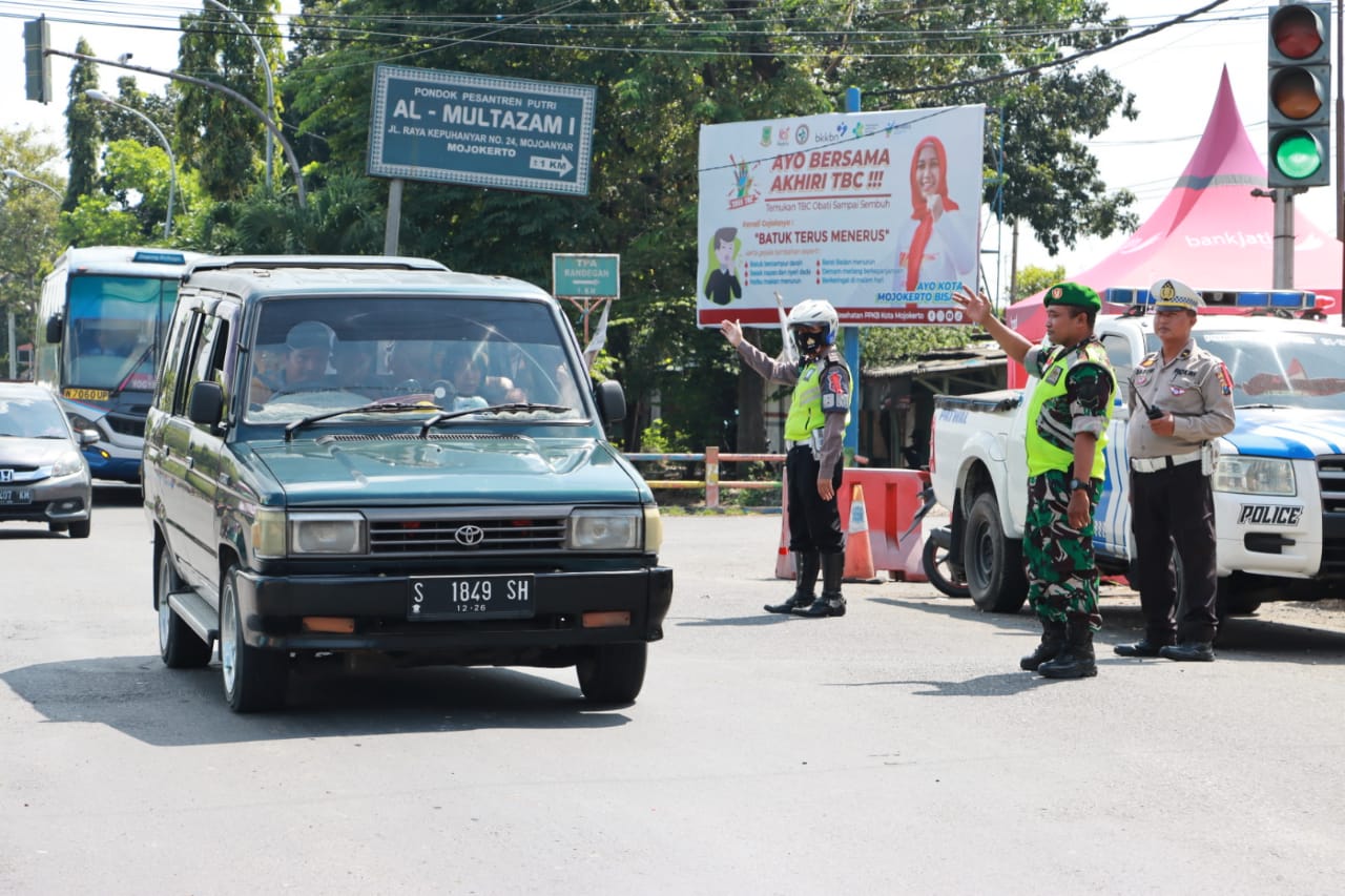 3e9ba4b6-e022-4bba-aa3d-0a77d01b93b4