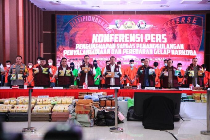 432870552_808195744684880_1663423975708445581_n