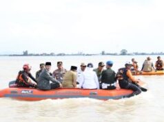 Kapolda Jateng beserta Kepala BNPB Cek Kondisi banjir di Demak