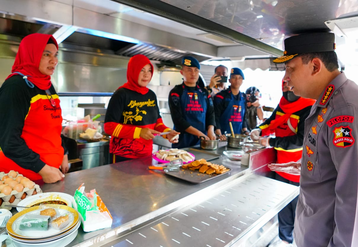 59aa9a97-799e-41e4-add2-2de8a359e03d