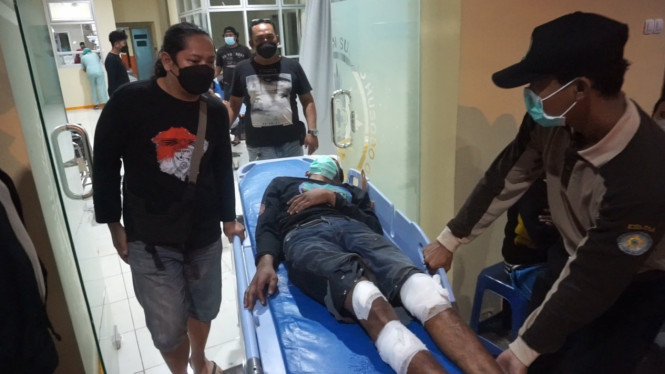 61fda7964cb8d-tersangka-dibawa-ke-igd-rsud-wahidin-sudiro-husodo_tvonenews_665_374