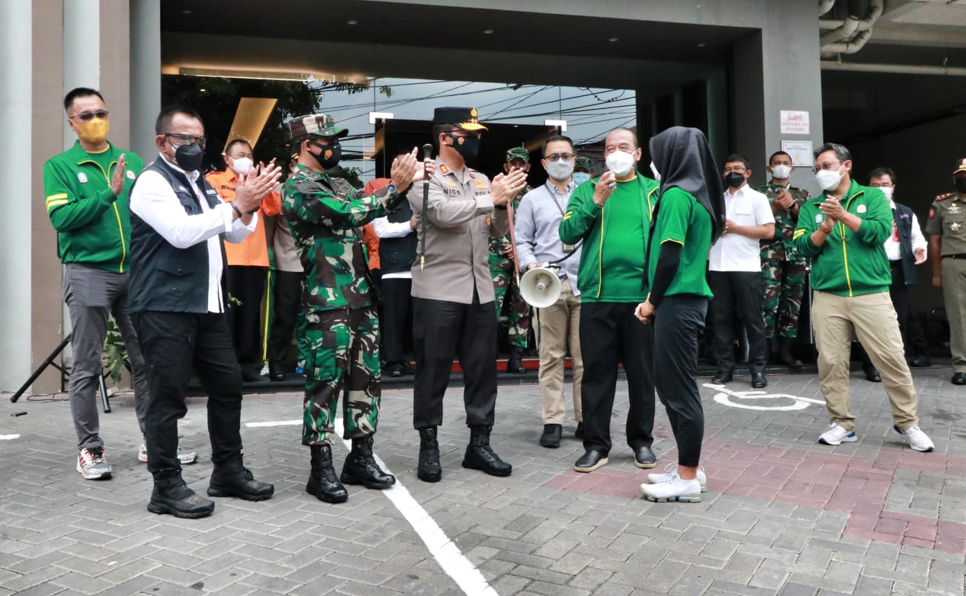 63e076ad-9b4e-4ab3-96b6-bff0c0a64e39