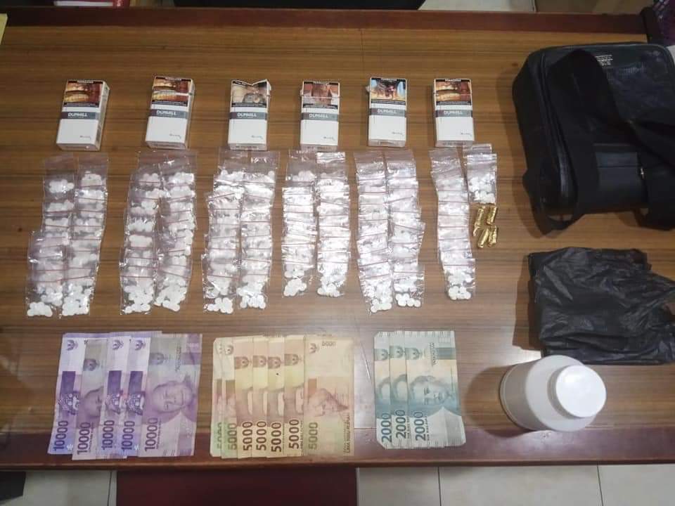 75593859_2806097772734603_5330822062430748672_n